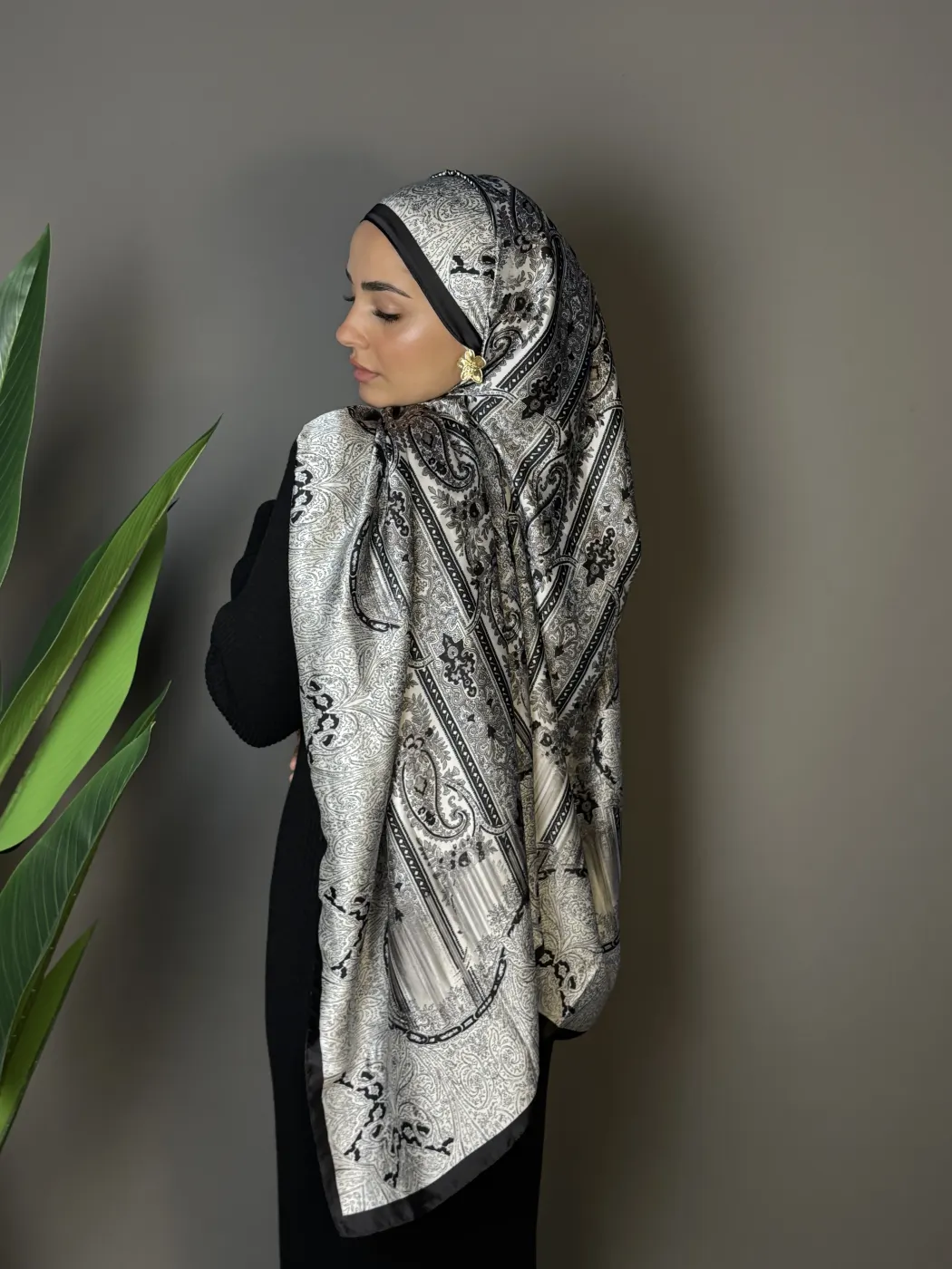 Hina hijab